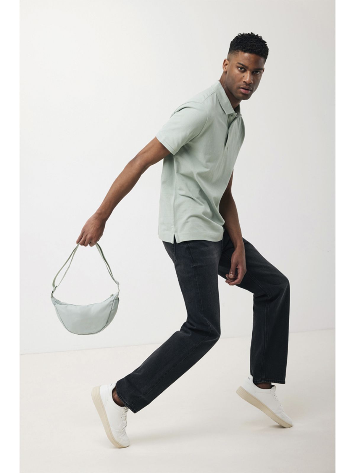 MARSUPIO MEZZALUNA AWARE