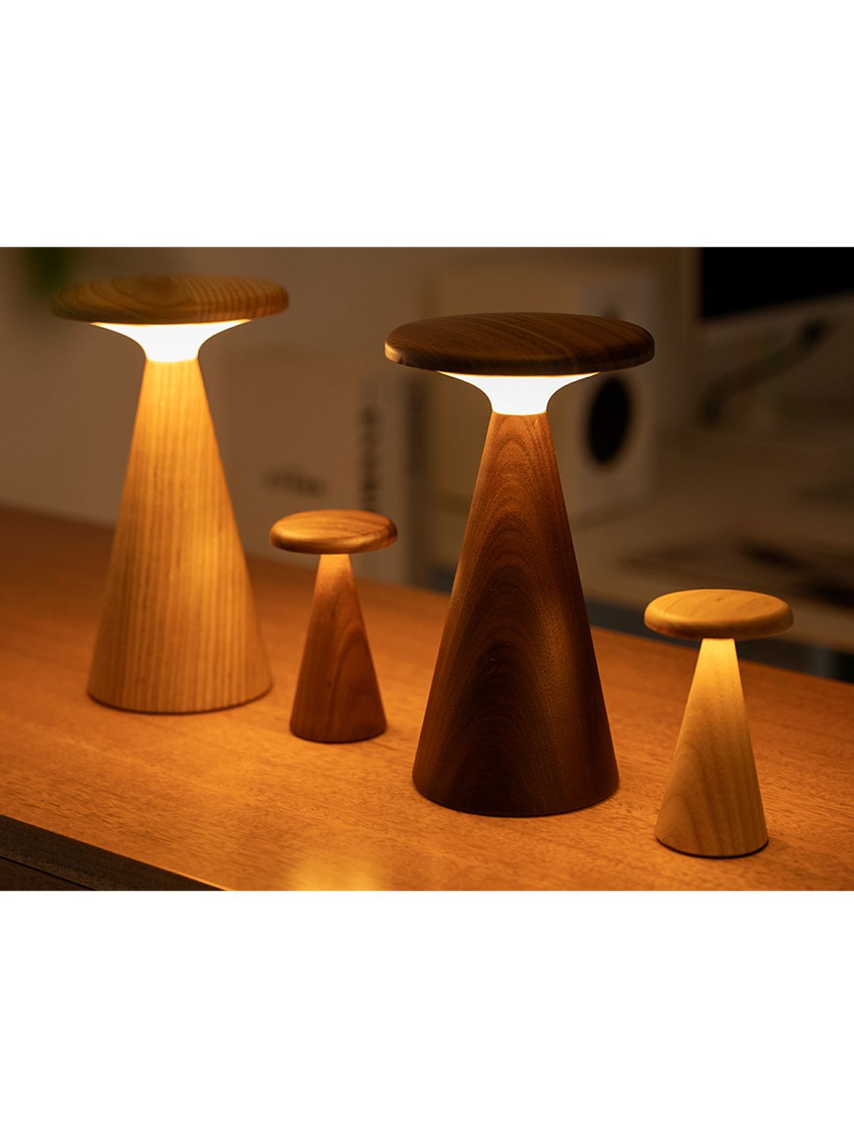 LAMPADA DA TAVOLO SYLVA